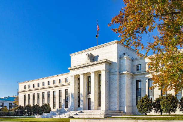 Fed anticipated to maintain stable interest rates while beginning to evaluate potential reductions