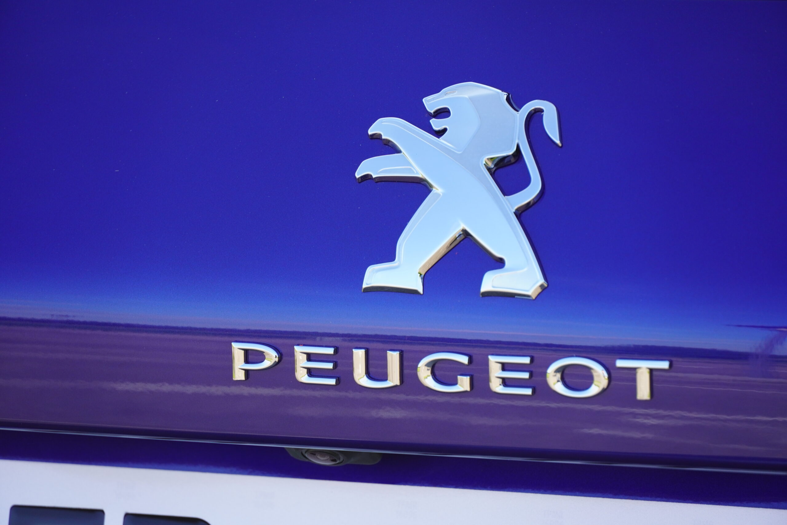 Peugeot Embraces ChatGPT for Seamless Driving Experience