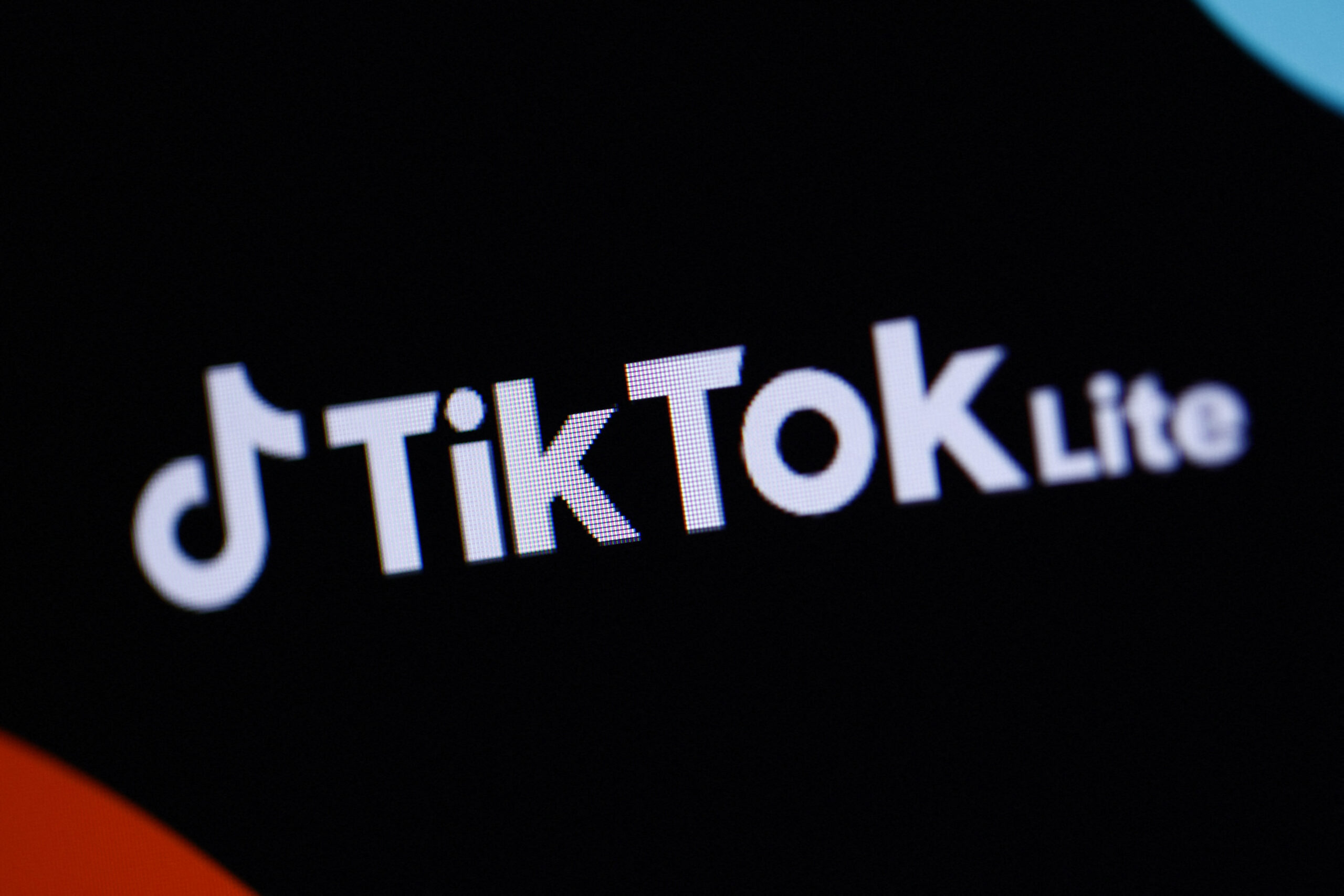 EU Initiates Investigation into TikTok Lite, Highlighting Addiction Concerns