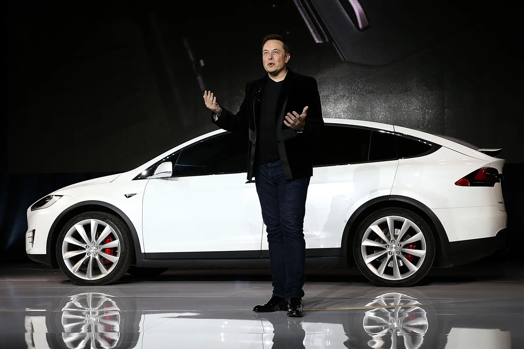 Musk Announces Tesla Robotaxi Debut