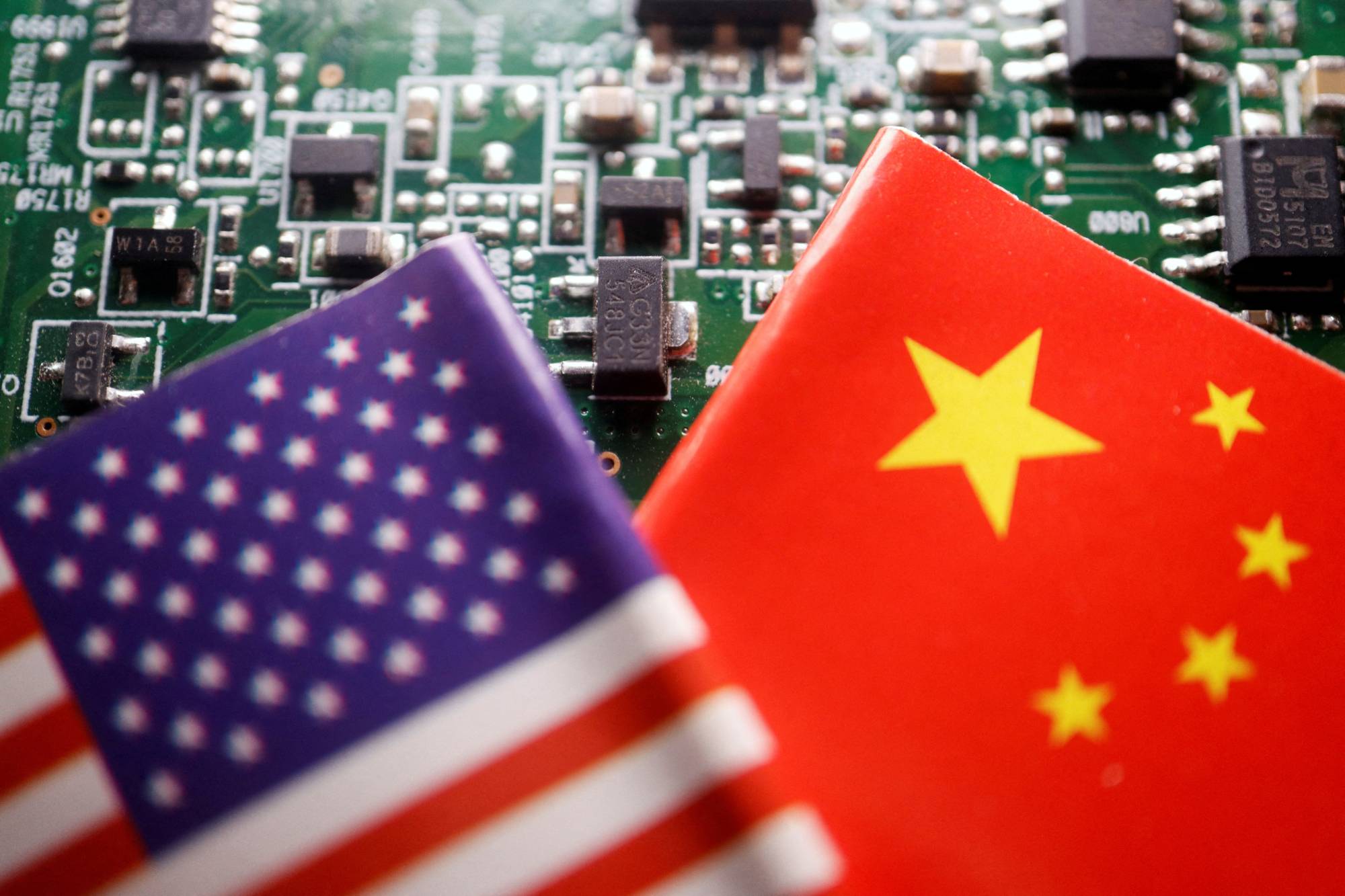 US urges South Korea to tighten export controls on China chips.