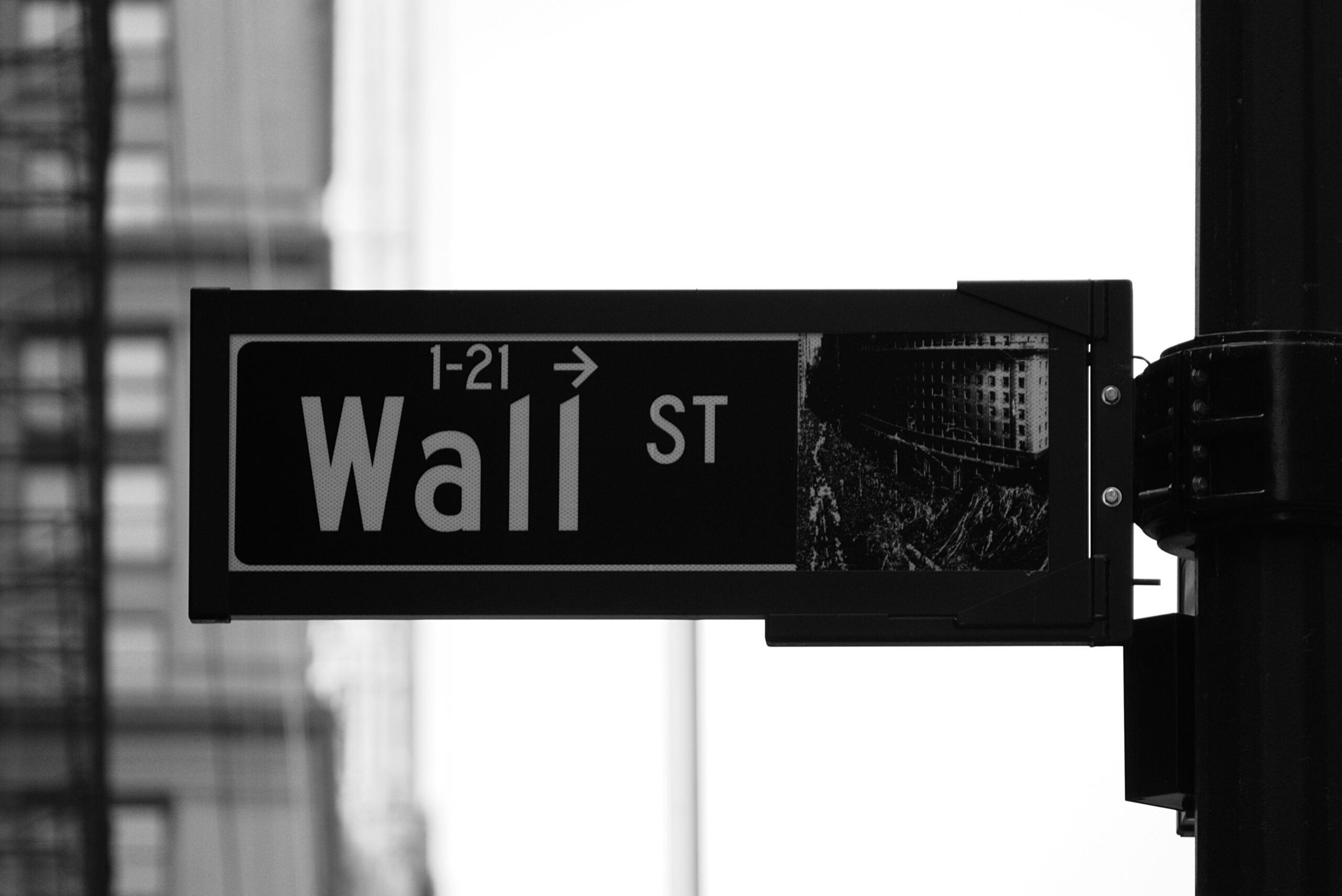 Wall Street Capitalizes on Bitcoin's Volatility Through New Leveraged and Inverse ETFs