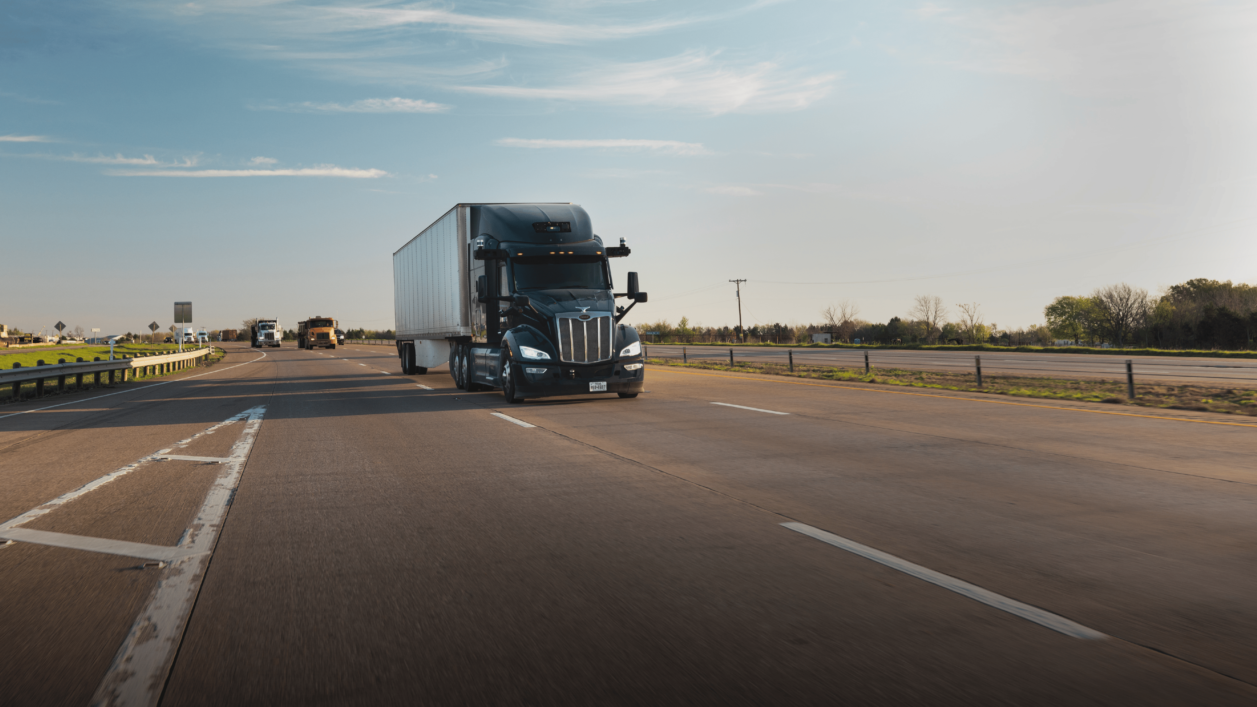 Aurora and Volvo Roll Out New Self-Driving Truck for Future Freight