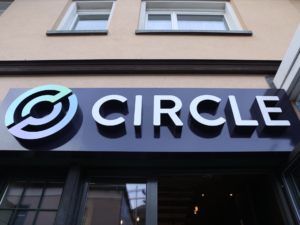 Circle's Strategic Relocation to the U.S. in Preparation for IPO