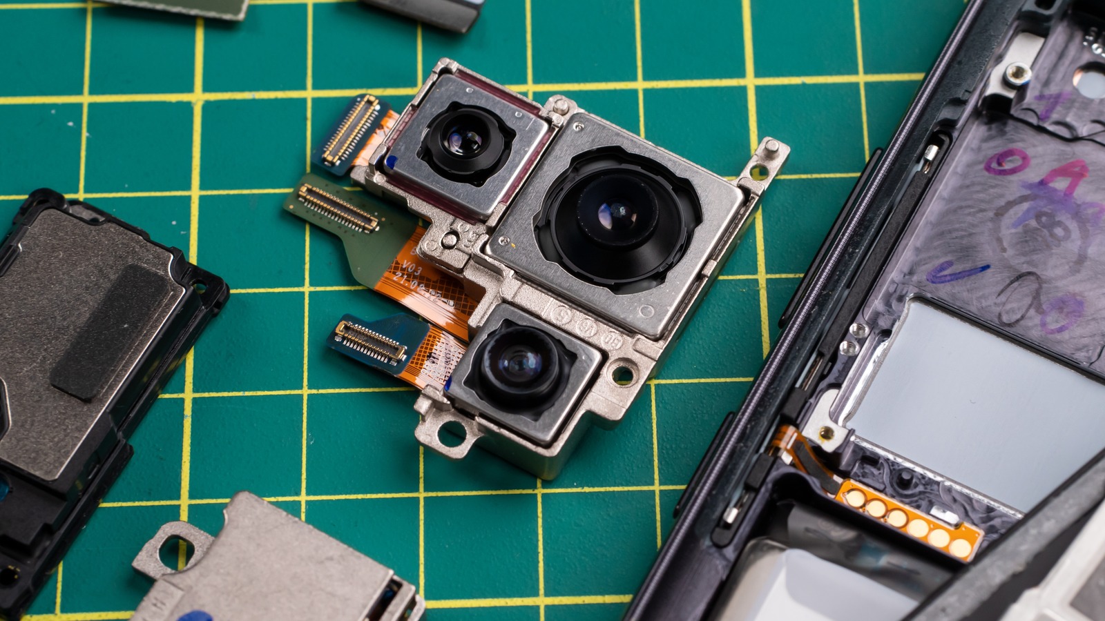 iFixit is ending its partnership with Samsung