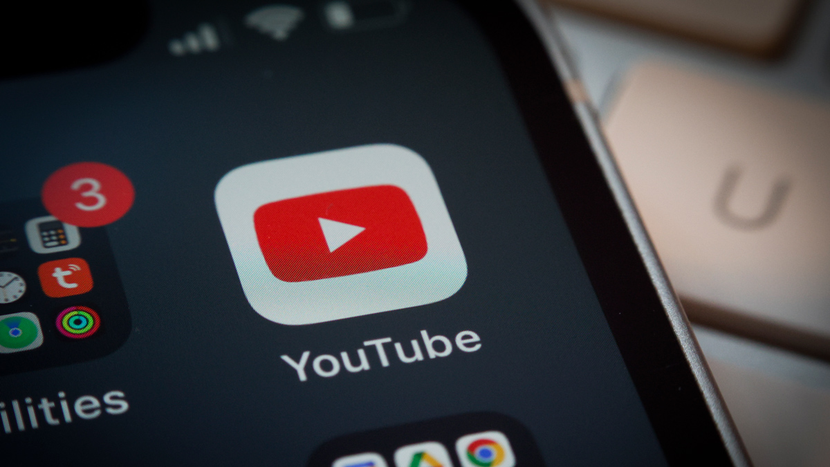YouTube to Restrict Hong Kong Protest Anthem Videos Following Court Ruling