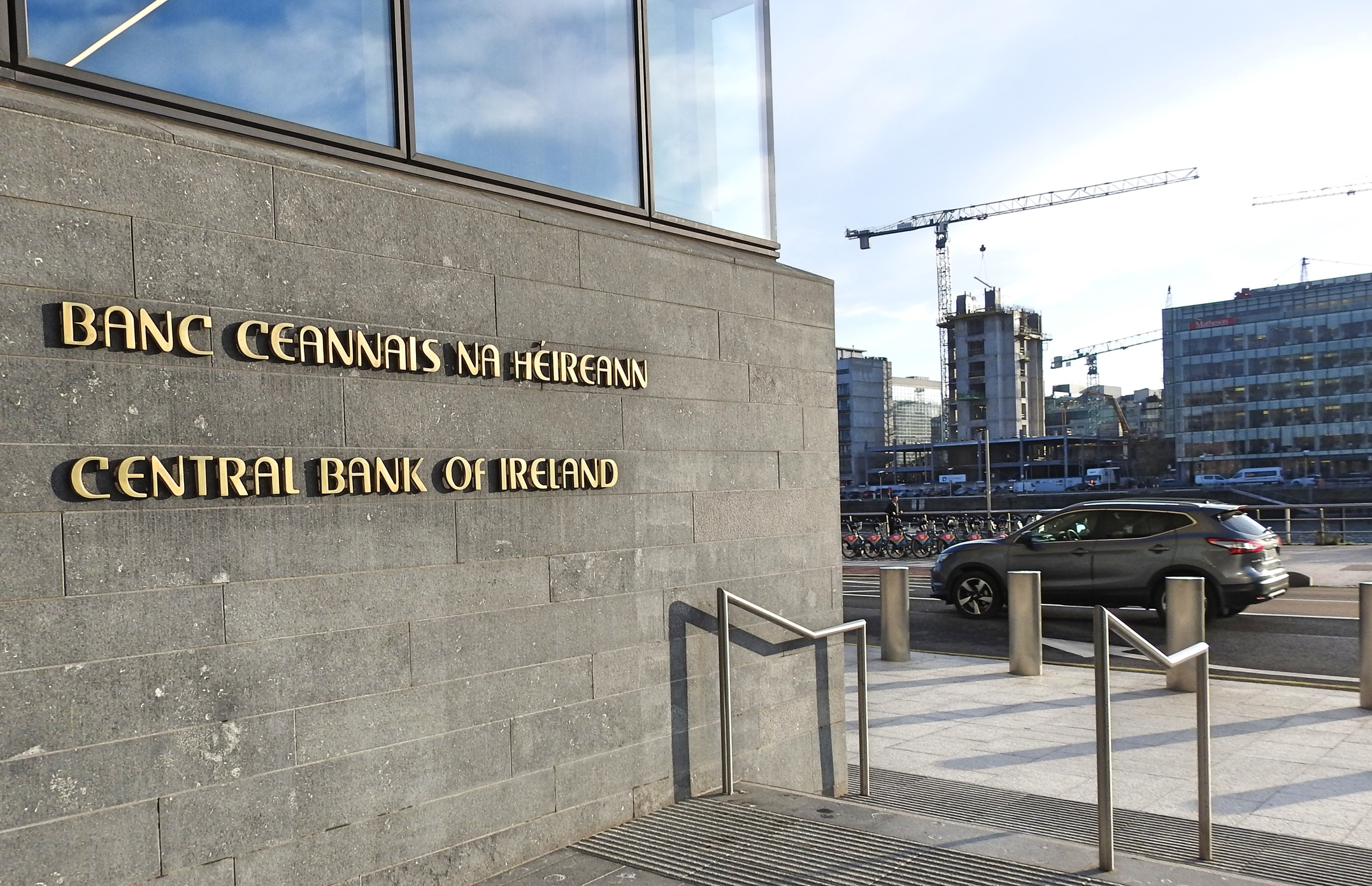 Crypto.com Gains Approval from Ireland’s Central Bank, Expanding Its Reach in Europe