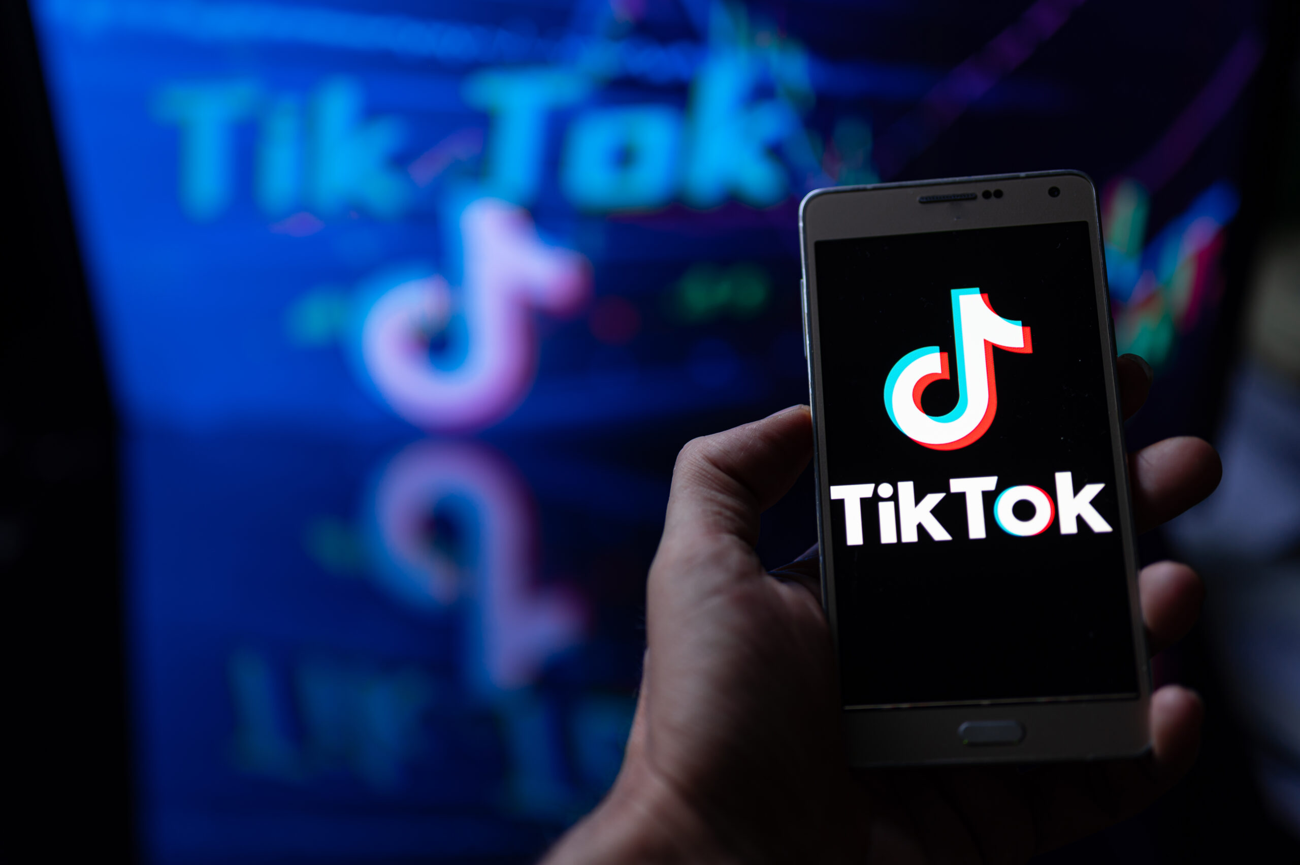 TikTok Tests New Streak Feature Similar to Snapchat