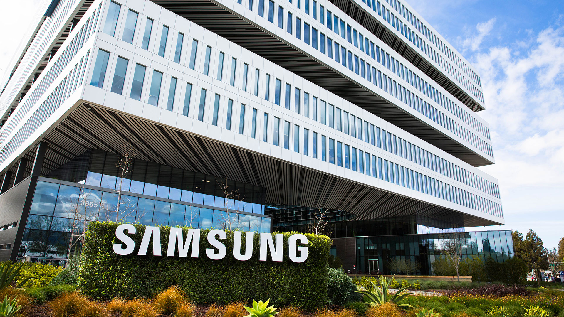 Samsung Union Initiates First-Ever Strike Due to Wage Disagreement