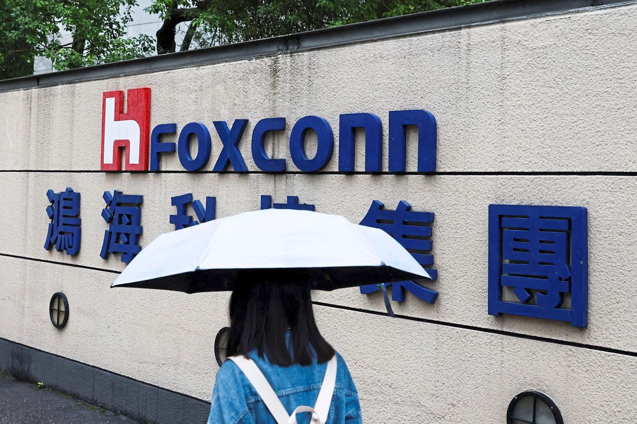 Foxconn Commits $138 Million to Establish New Business Headquarters in China