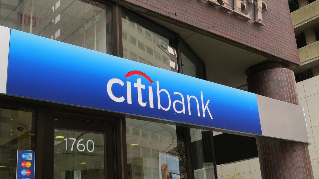 Citi Elevates Coinbase Stock Rating to ‘Buy’ Amid Favorable US Political Developments