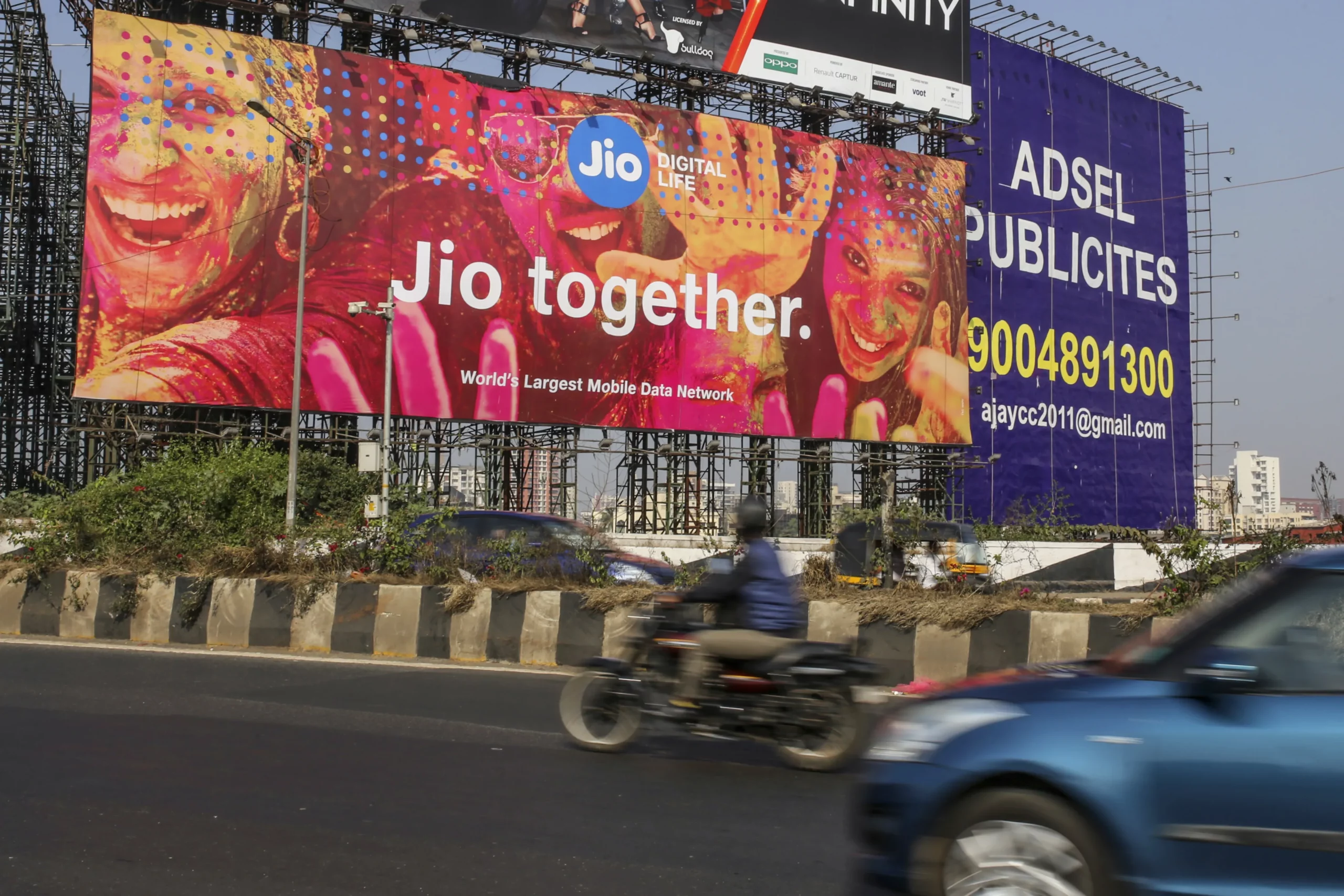 Jio Joins Forces with MediaTek to Revolutionize the Two-Wheeler EV Market