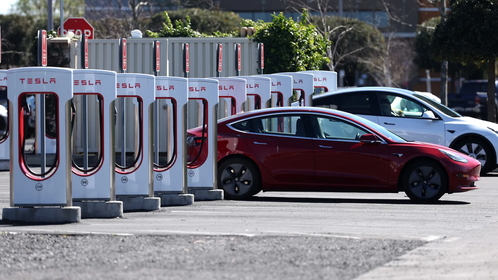 Tesla Warns Against Wet Towel Charging Trick