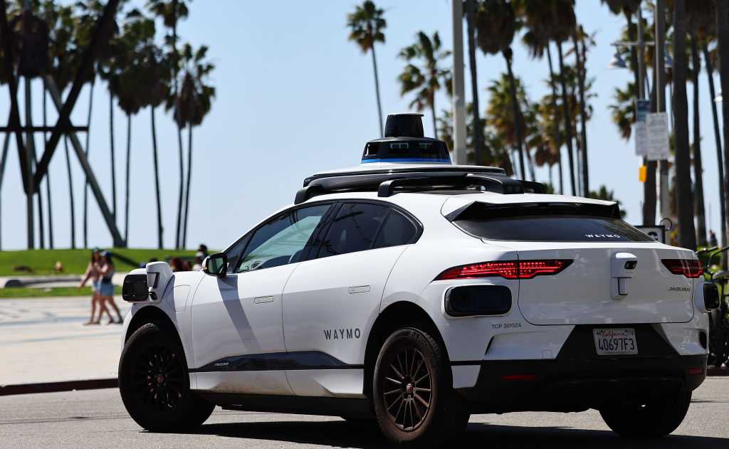 Waymo Gains $5 Billion Support from Alphabet