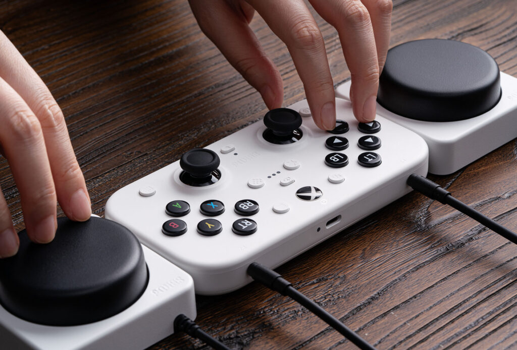 8BitDo's Lite SE accessibility controller