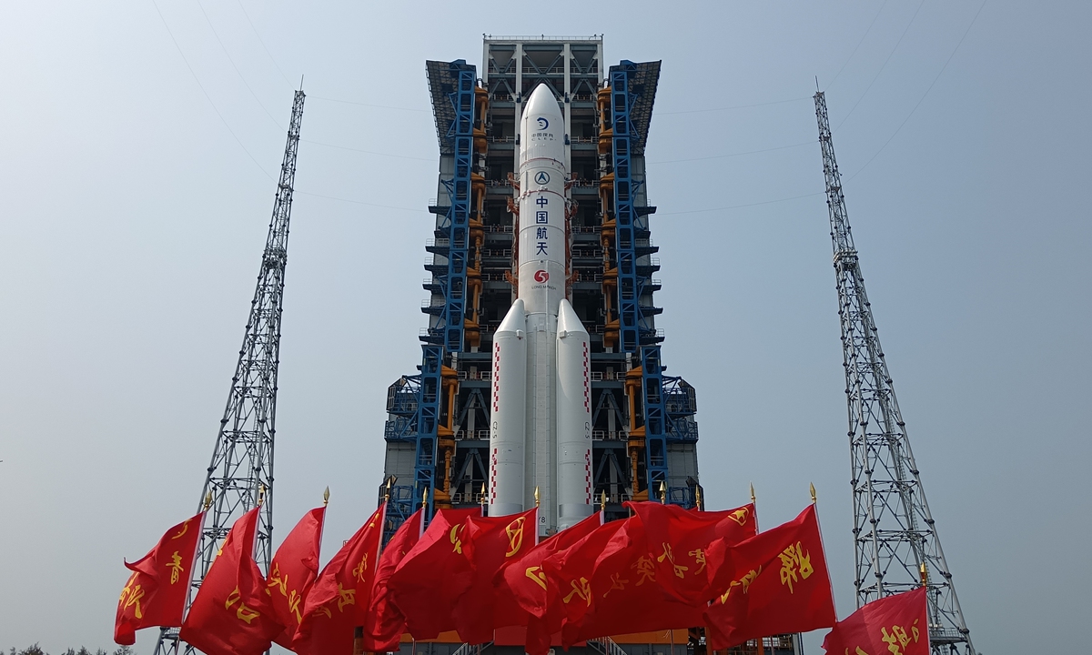 New Chinese Internet Satellites Aim to Challenge Starlink