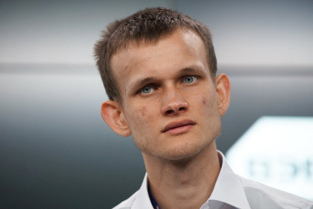 Memecoin Value Surges After Vitalik Buterin Offloads Unexpected Airdrop