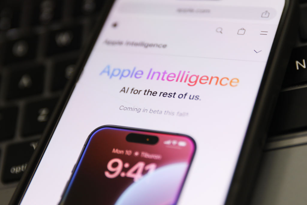 Apple Intelligence to Support German, Italian, Korean, and More in 2025