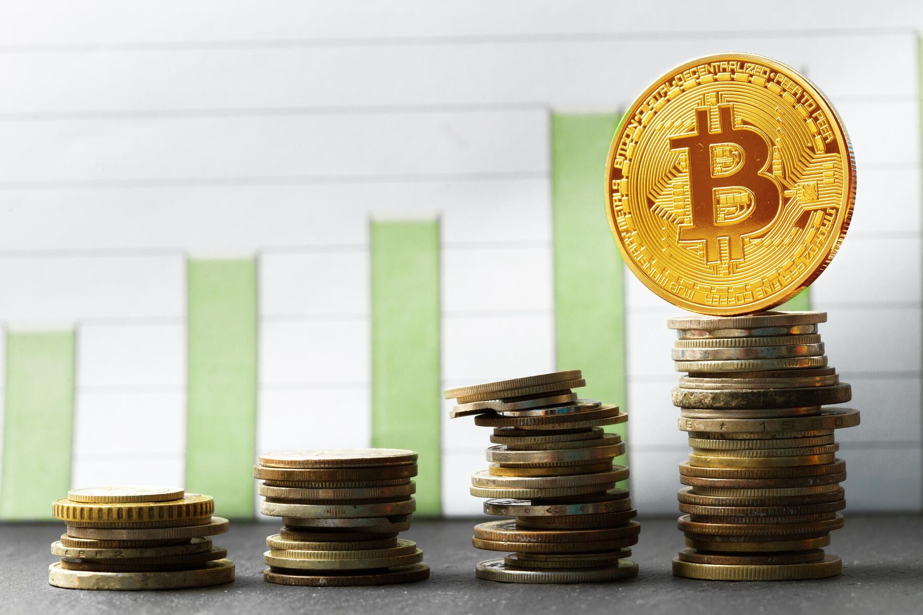 Bitcoin Price Surges to $62.6K Following BlackRock’s White Paper Release