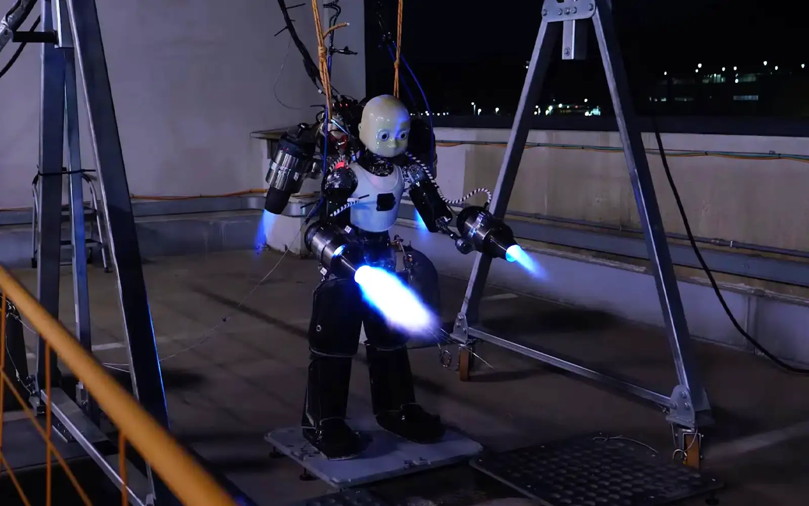 World’s First Jet-Powered Humanoid Robot Developed in Italy