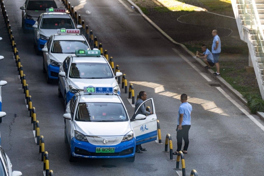 Chinese Companies Quietly Advance Autonomous Vehicle Testing on U.S. Roads