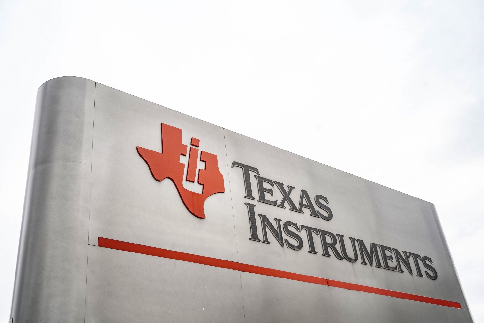 Texas Instruments Profit Beats Expectations as China Automotive Chip Market Rebounds