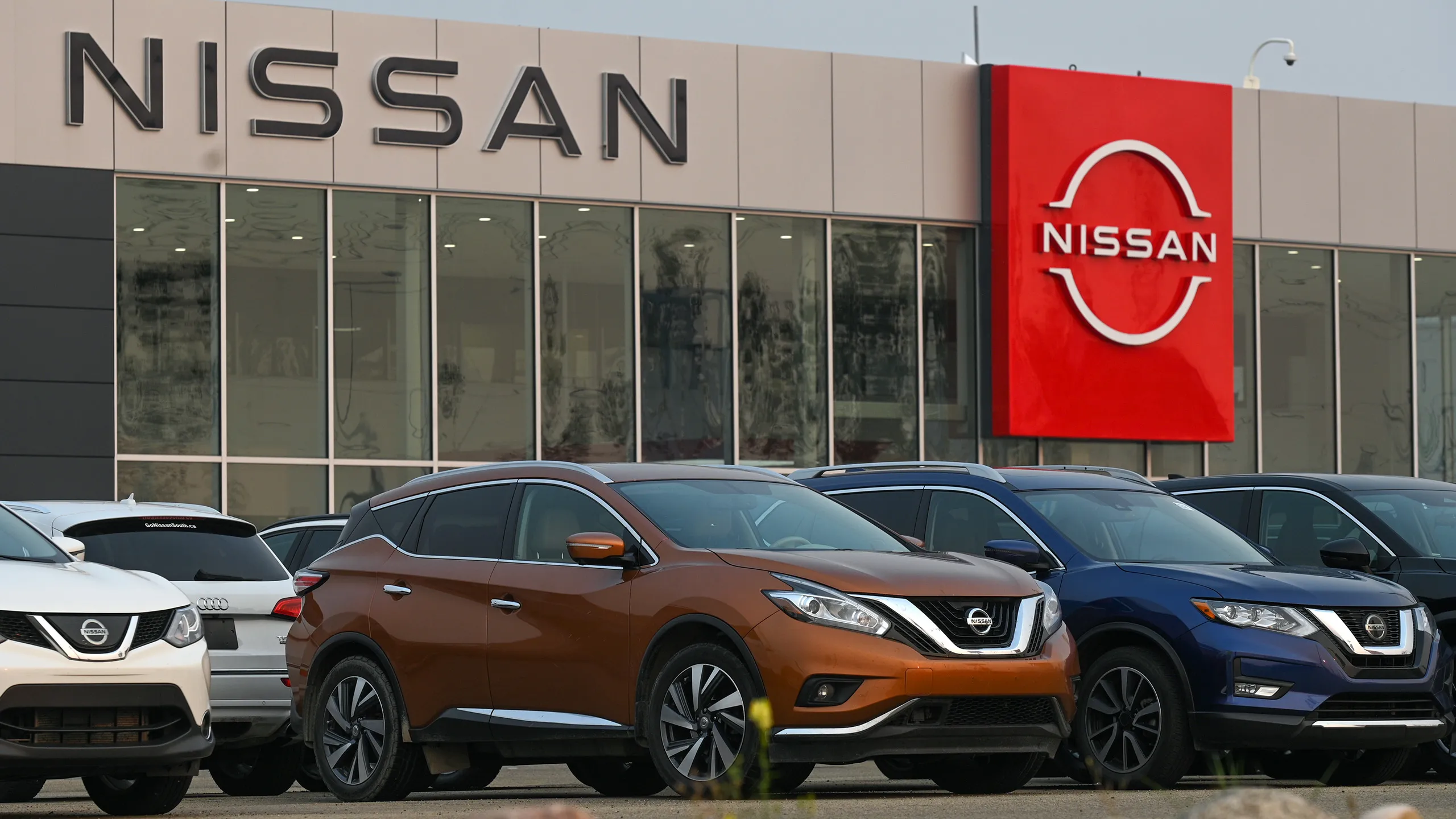 Nissan Joins ChargeScape with Major Investment in EV Charging Tech