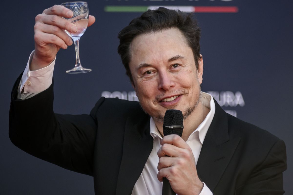 Study Reveals X Algorithm Favors Musk and Republicans