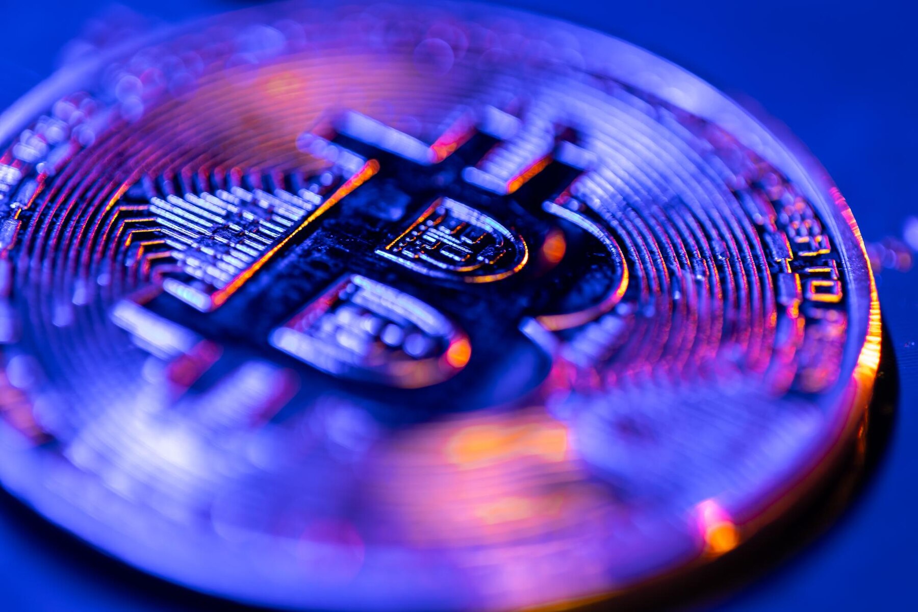 Crypto Liquidations Reach $470M as Bitcoin Retraces, Altcoins Surge