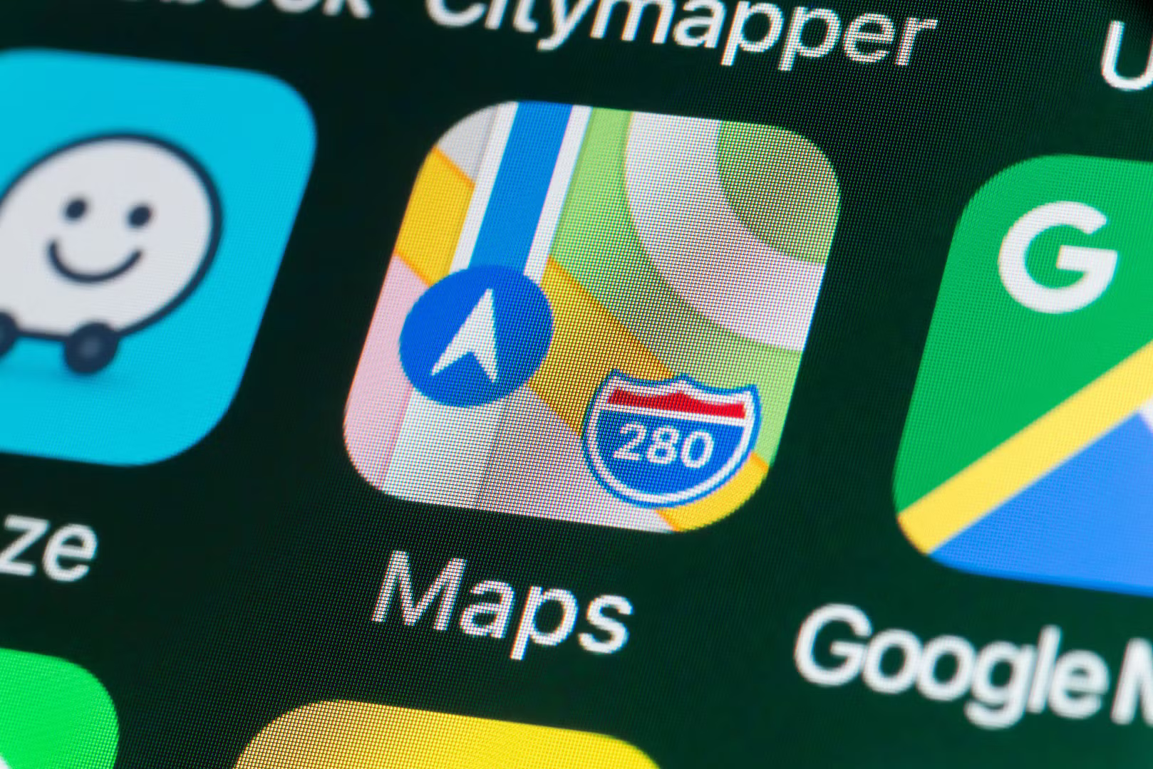 Waze’s Community Reporting Feature Comes to Google Maps