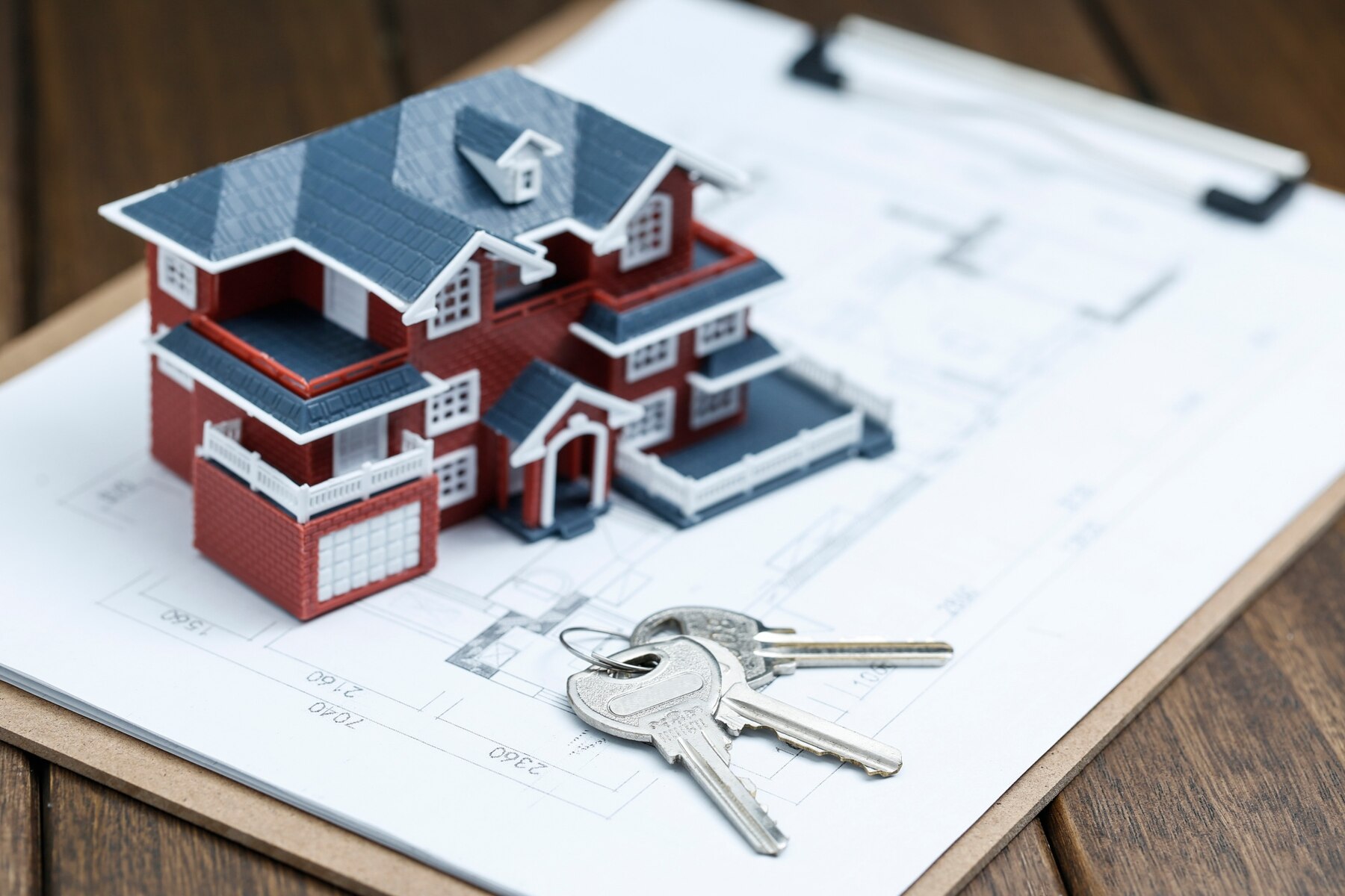 La Rosa Holdings Integrates Bitcoin Payments for Real Estate Agents