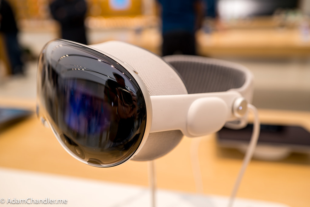 Apple Eyes 2026 for Vision Pro 2, Cheaper Headset May Debut Sooner