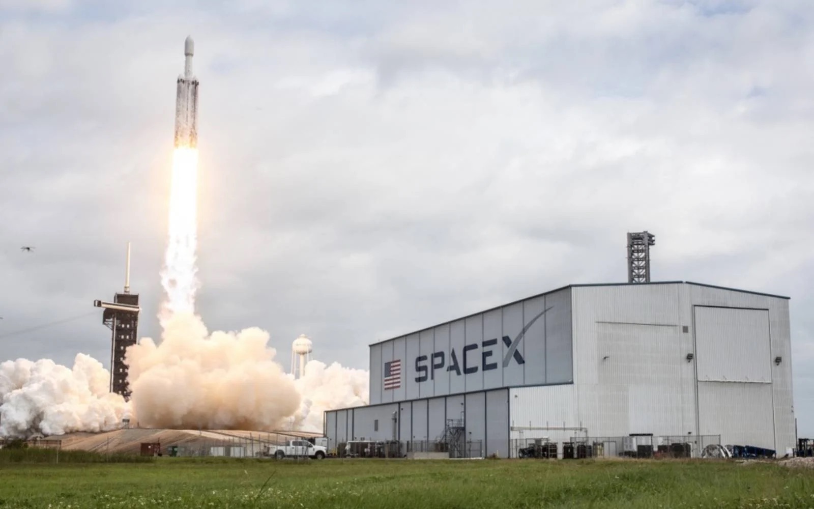 SpaceX Moves Closer to Turning Rocket Headquarters into a City