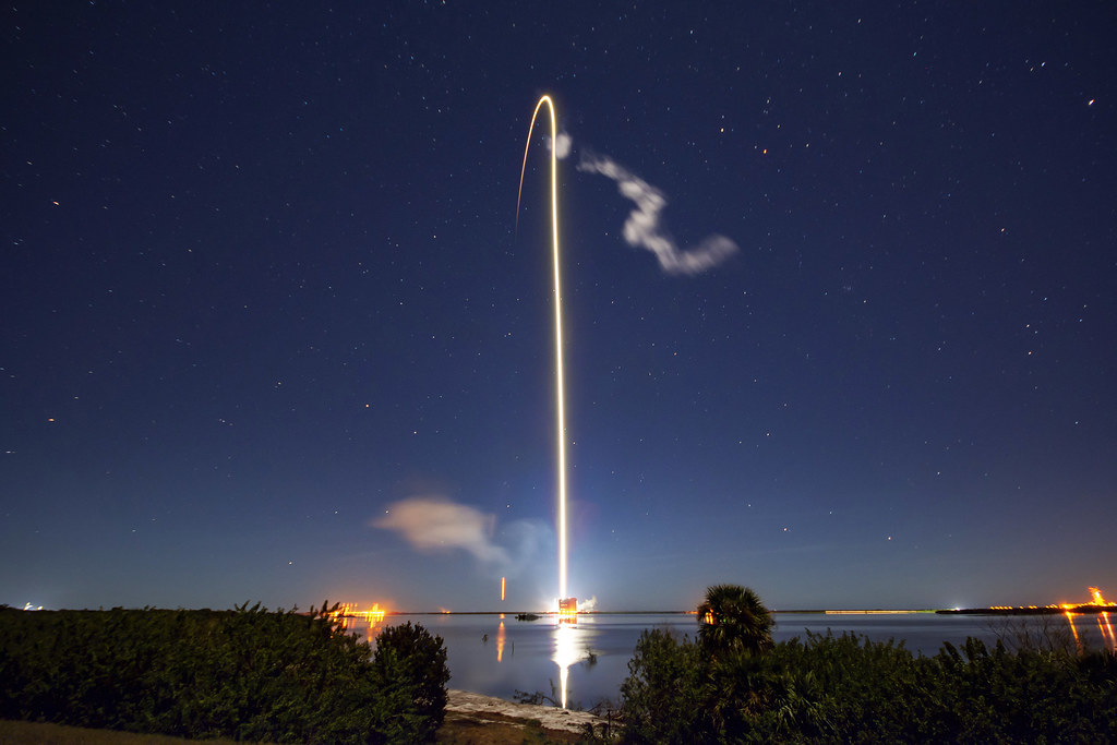 Rocket Lab Launches Flatellite to Rival SpaceX’s Starlink