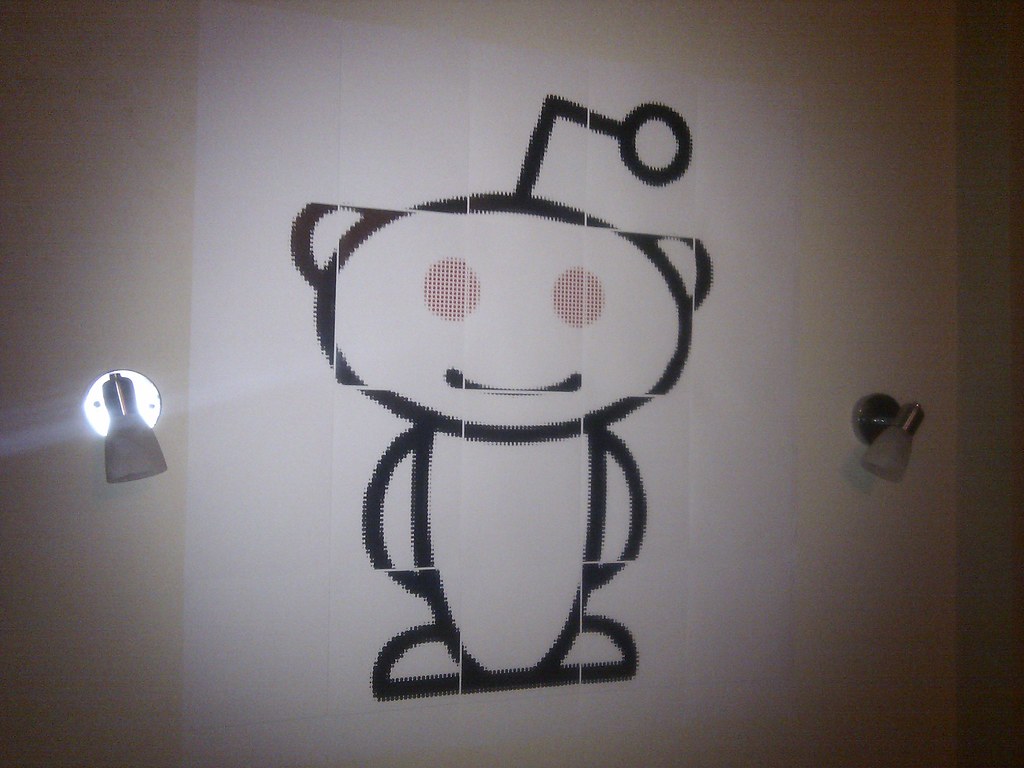 Reddit Introduces Tool to Alert Users If Their Post Violates Subreddit Rules