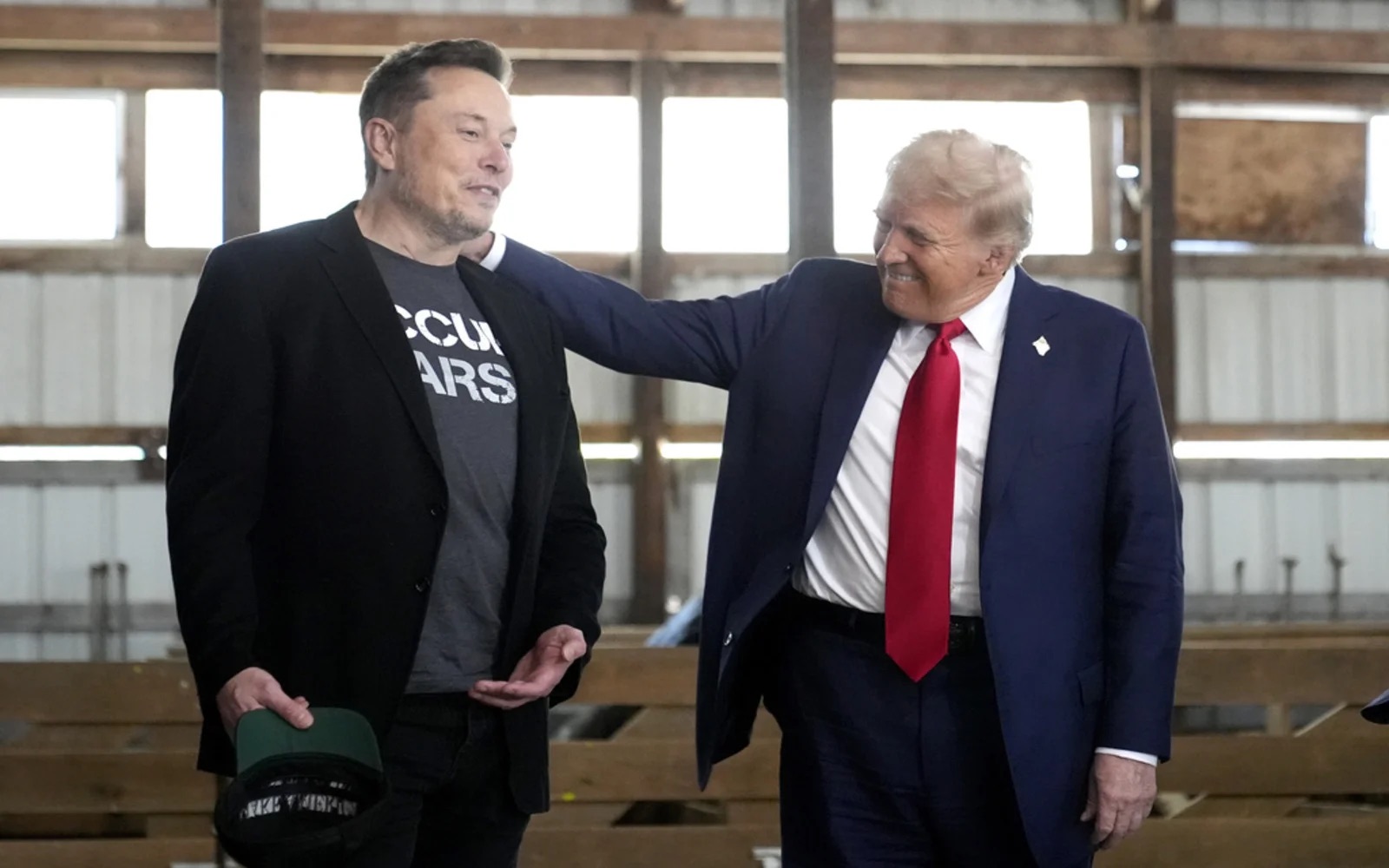 Trump Chooses New Tesla on White House Driveway to Show Support for Elon Musk