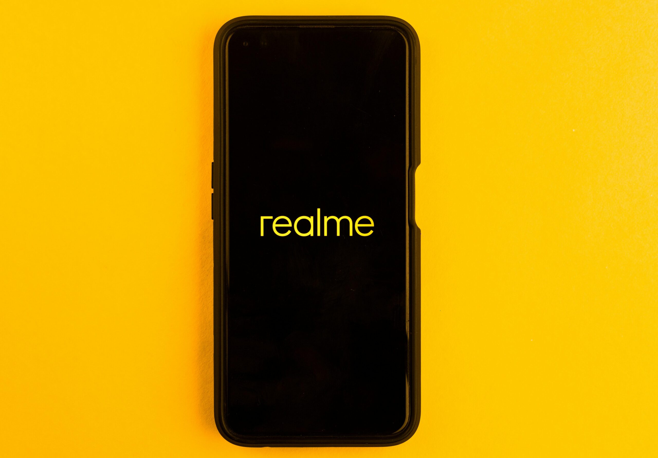 Realme Sets Sights on 10,000mAh Smartphone Batteries by 2025