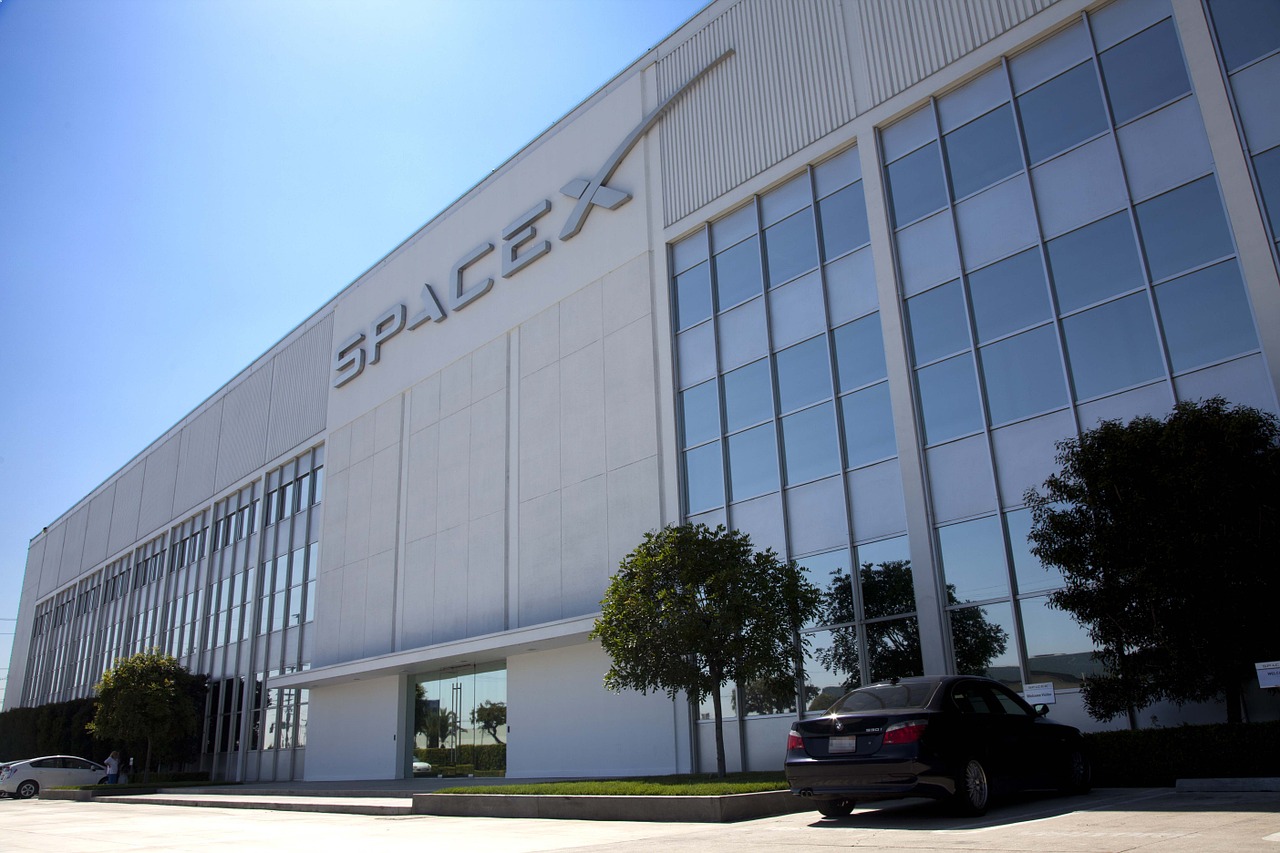 SpaceX Reports Some Starlink Satellites May Not Fully Disintegrate on Reentry