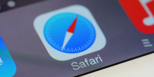 Apple Plans to Integrate AI Search Engines into Safari
