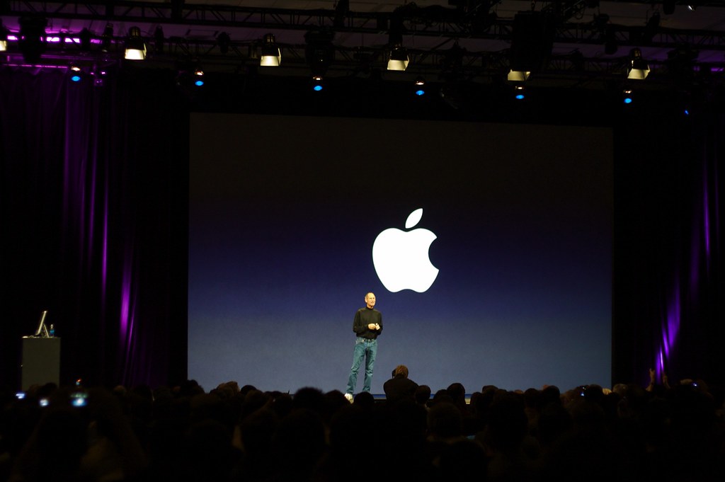 Apple Reportedly Opens AI Platform for Developers to Build Upon