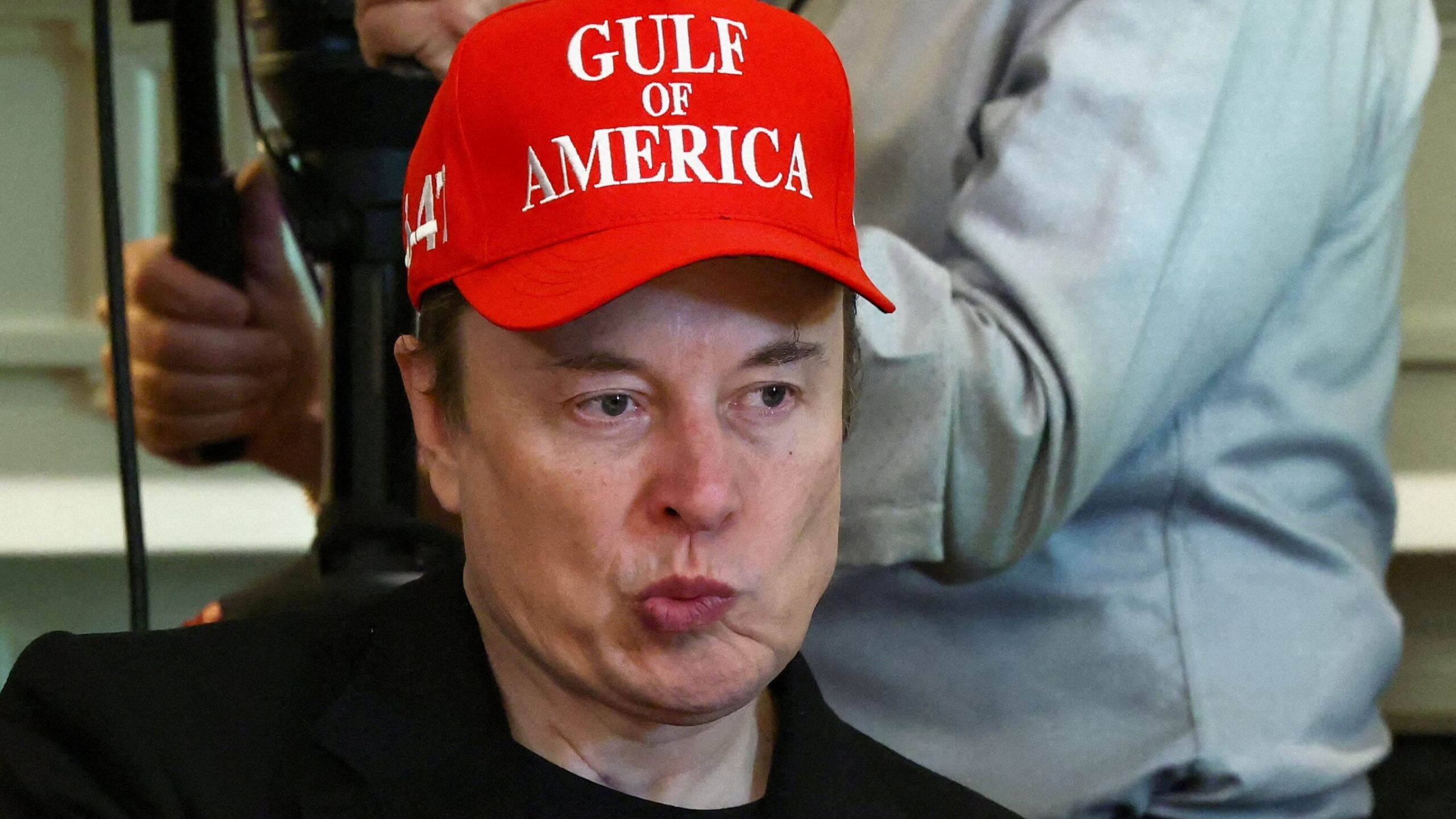 Musk Defends His Work While Preparing to Wind Down at DOGE but Gives Vague Answers on the Future