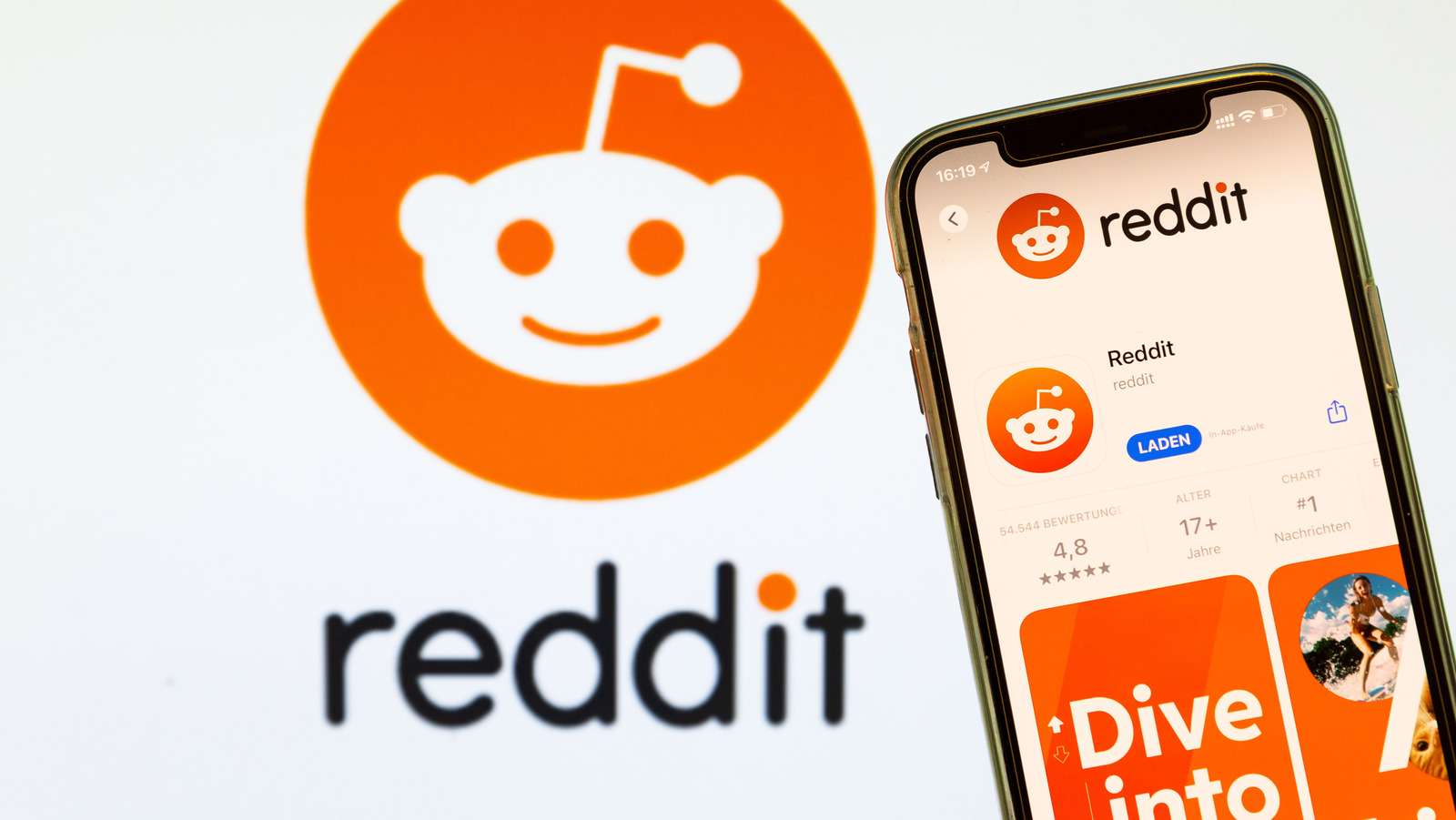 Reddit’s AI Strategy Targets Google Users, Not Just Community Scrollers