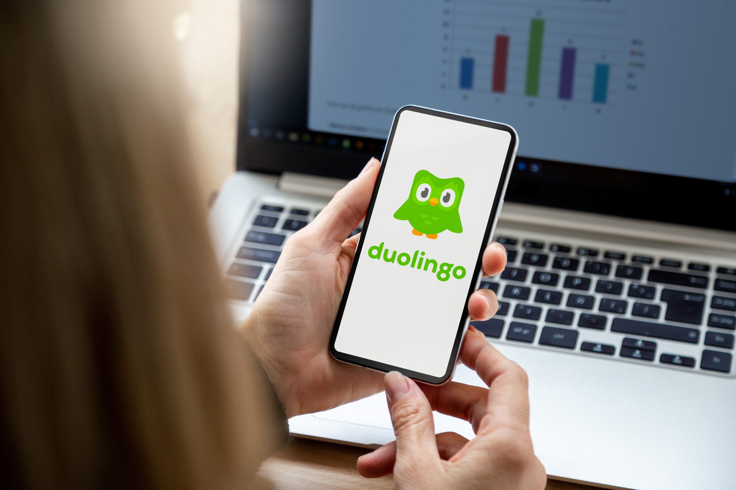 Duolingo Moves to ‘AI-First’ Strategy, Phasing Out Contract Workers