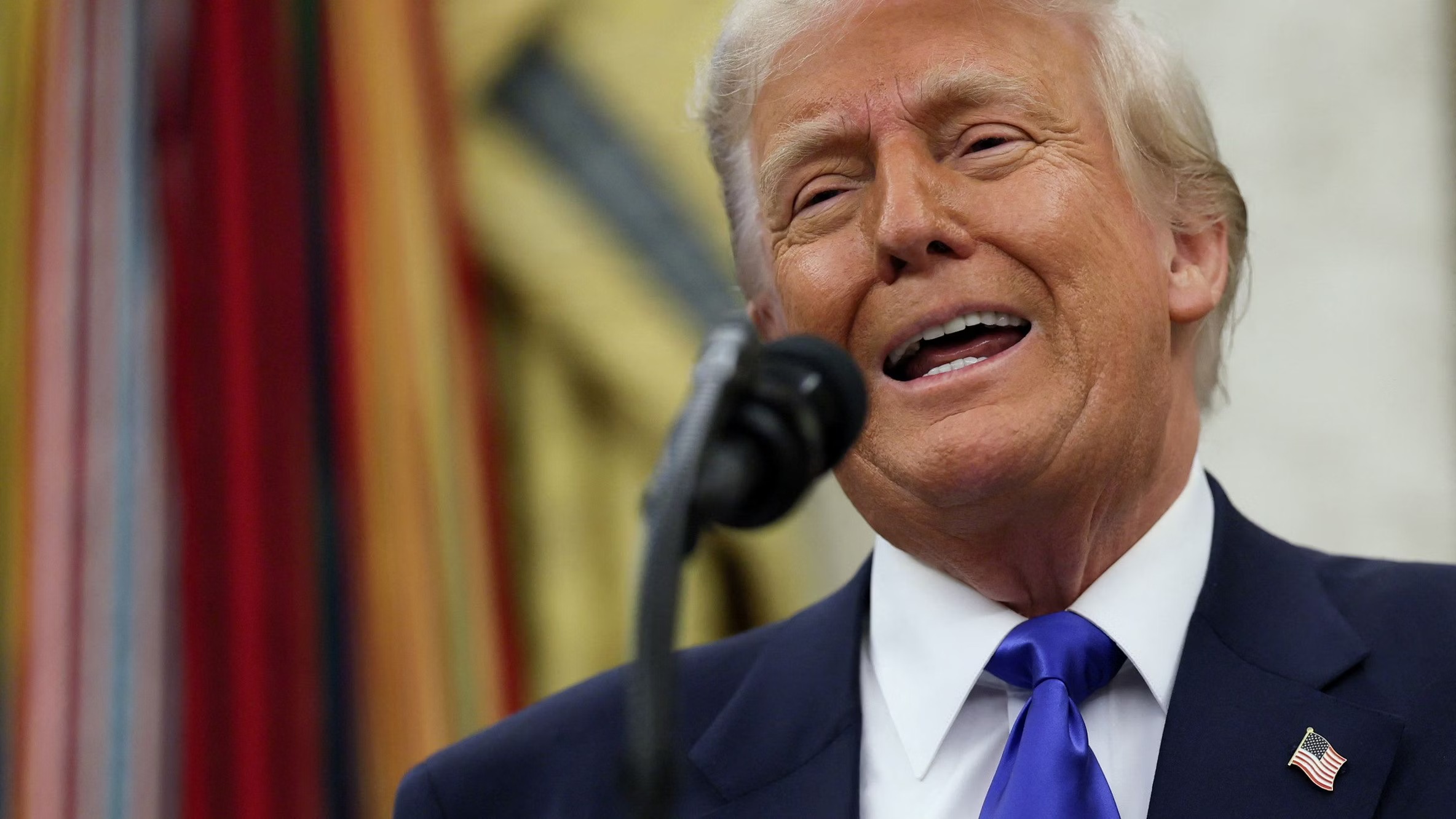 Trump Administration Orders 500,000 Immigrants to ‘Self-Deport’ Following Protection Revocation