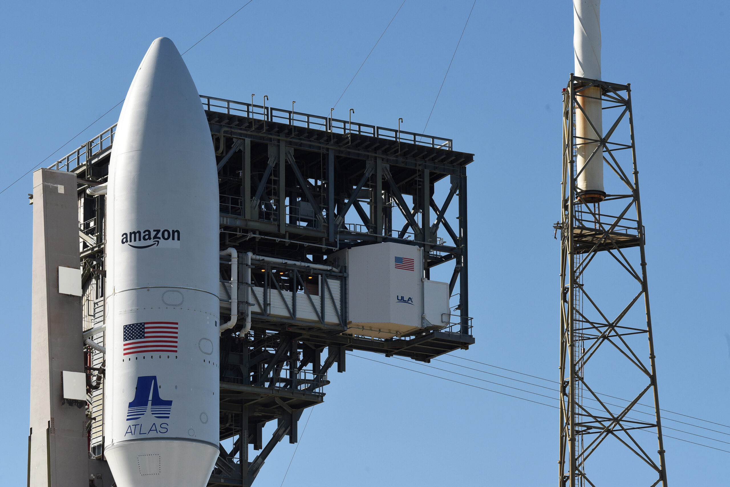 Amazon Launches Second Batch of Kuiper Satellites to Compete with Elon Musk’s Starlink