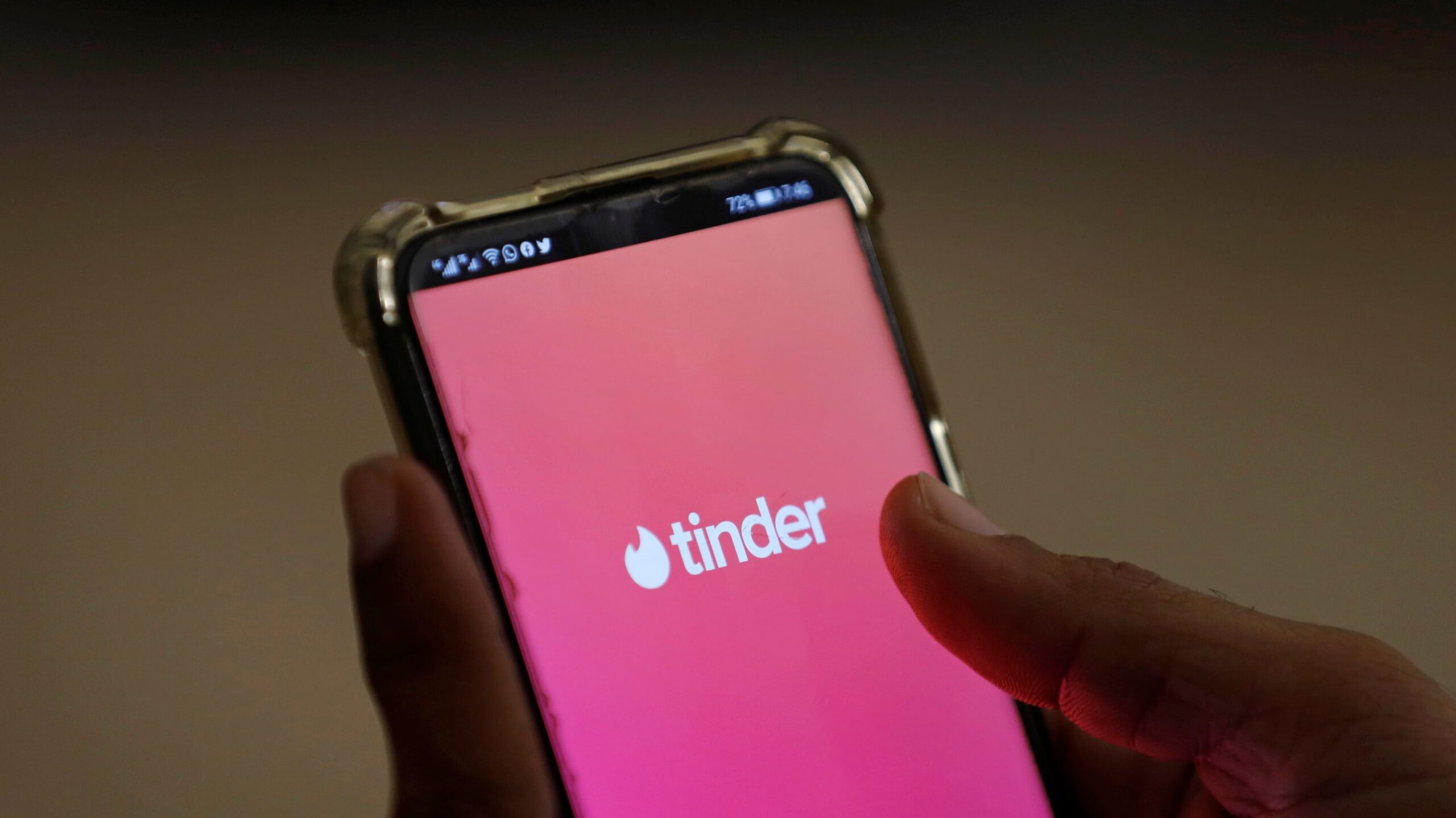 Tinder Now Lets You Arrange Double Dates with Friends
