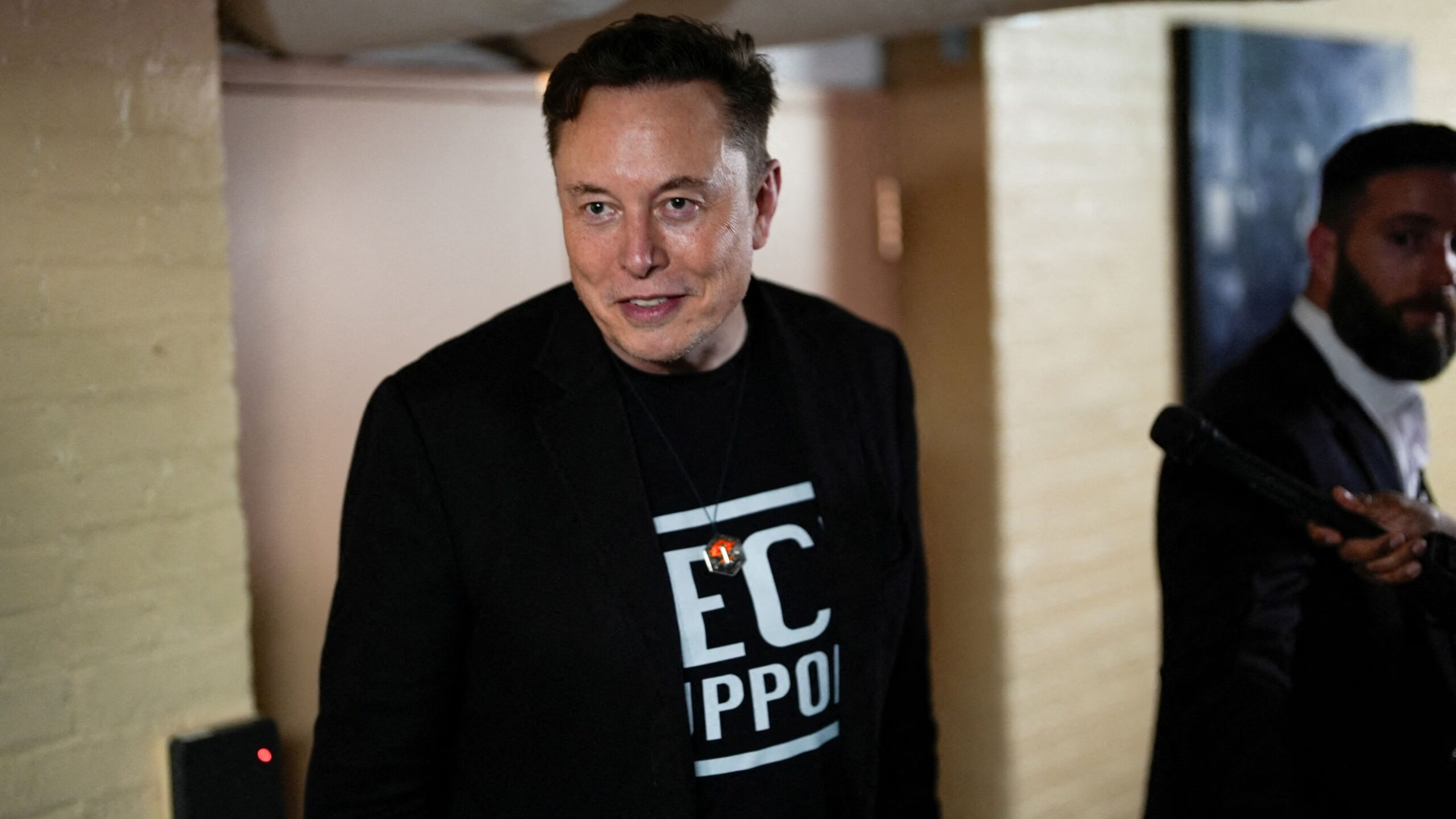 Elon Musk seems to remove some heated X posts amid clash with Trump