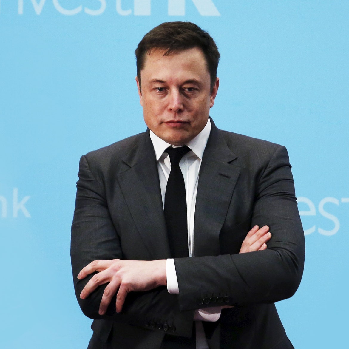 Elon Musk’s net worth falls  billion amid feud with Trump