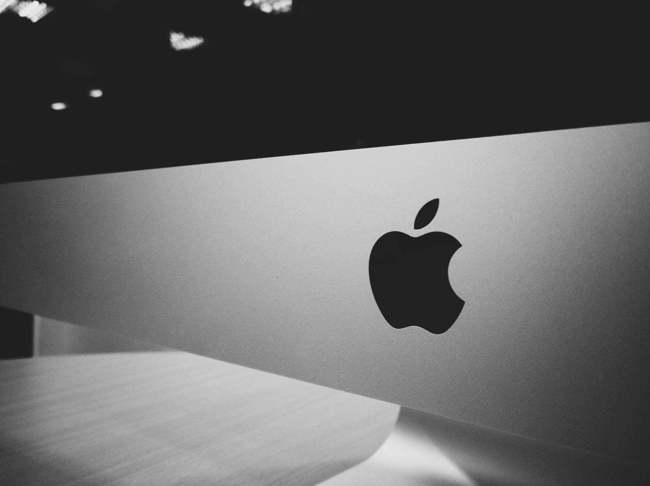 Apple Considers Partnership with Perplexity AI Amid Siri Delays