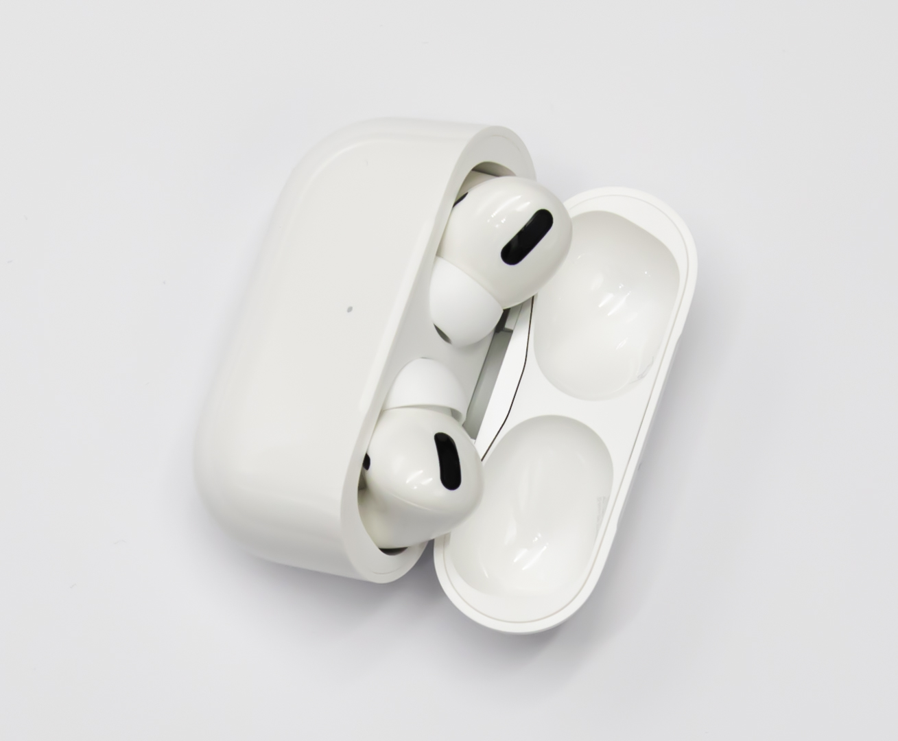 AirPods iOS 26 Update Brings Studio-Quality Recording and More, Some Features Require H2 Chip
